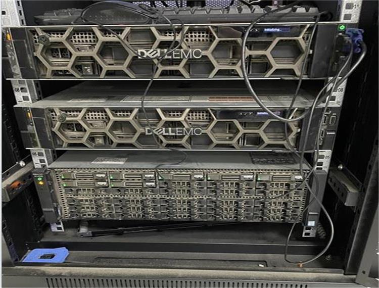 Dell/EMC SCV3020  存 储维修